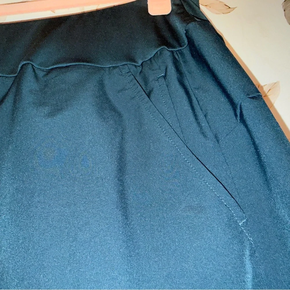 Marika Woman’s Skirt with Shorts underneath